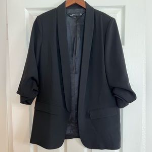 Zara Women Short Sleeve Blazer size Medium